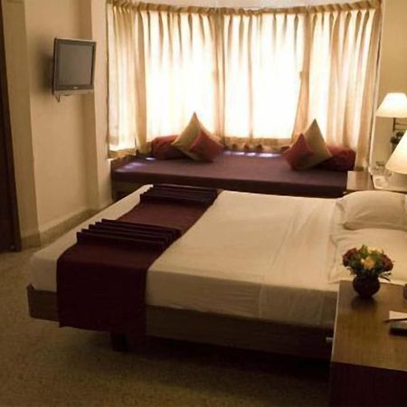 Varca Palms Beach Resort Luaran gambar