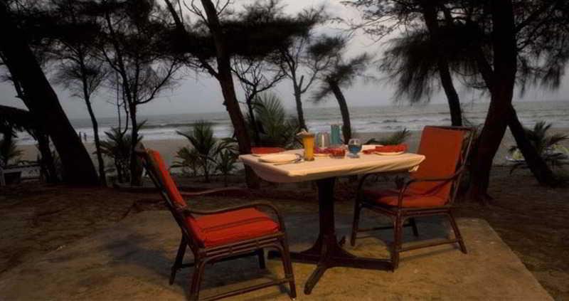 Varca Palms Beach Resort Luaran gambar